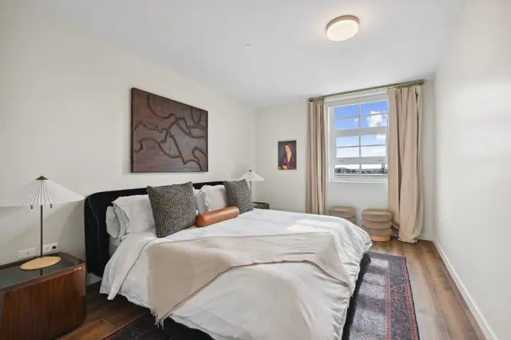 unit interior 10